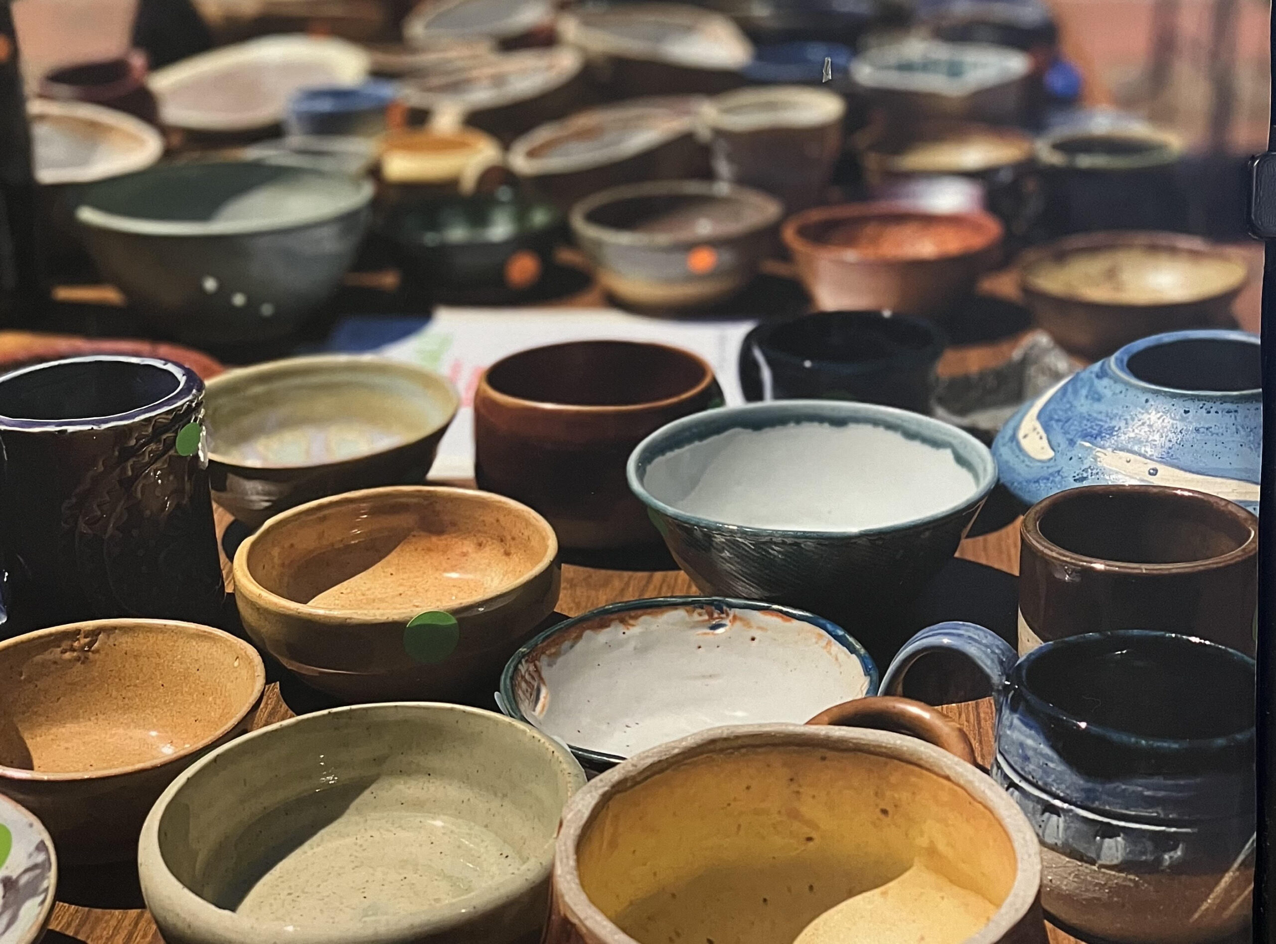 A table full of ceramics pottery